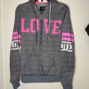 Bundle 1 sweater levis & 1 hoodie love used